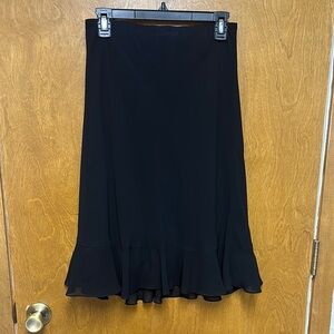 ALEX EVENINGS Elegant Black Ruffle Hem Skirt. Knee length. Lined. Size L